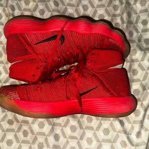 Nike React Hyperdunk Basketball Shoes 9.5